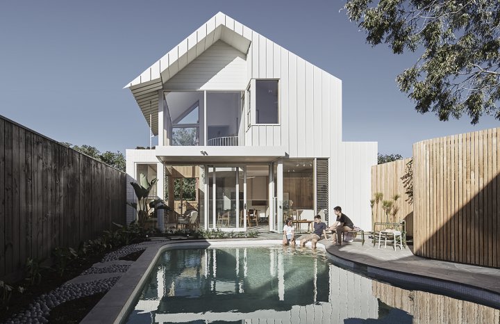 Lantern House featuring cladding made from COLORBOND steel Surfmist in a matt finish