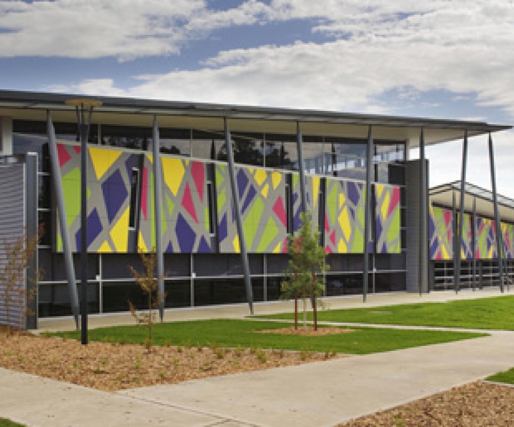 Radical roof line raises suburban library to community icon - Stramit Building Products Media Release