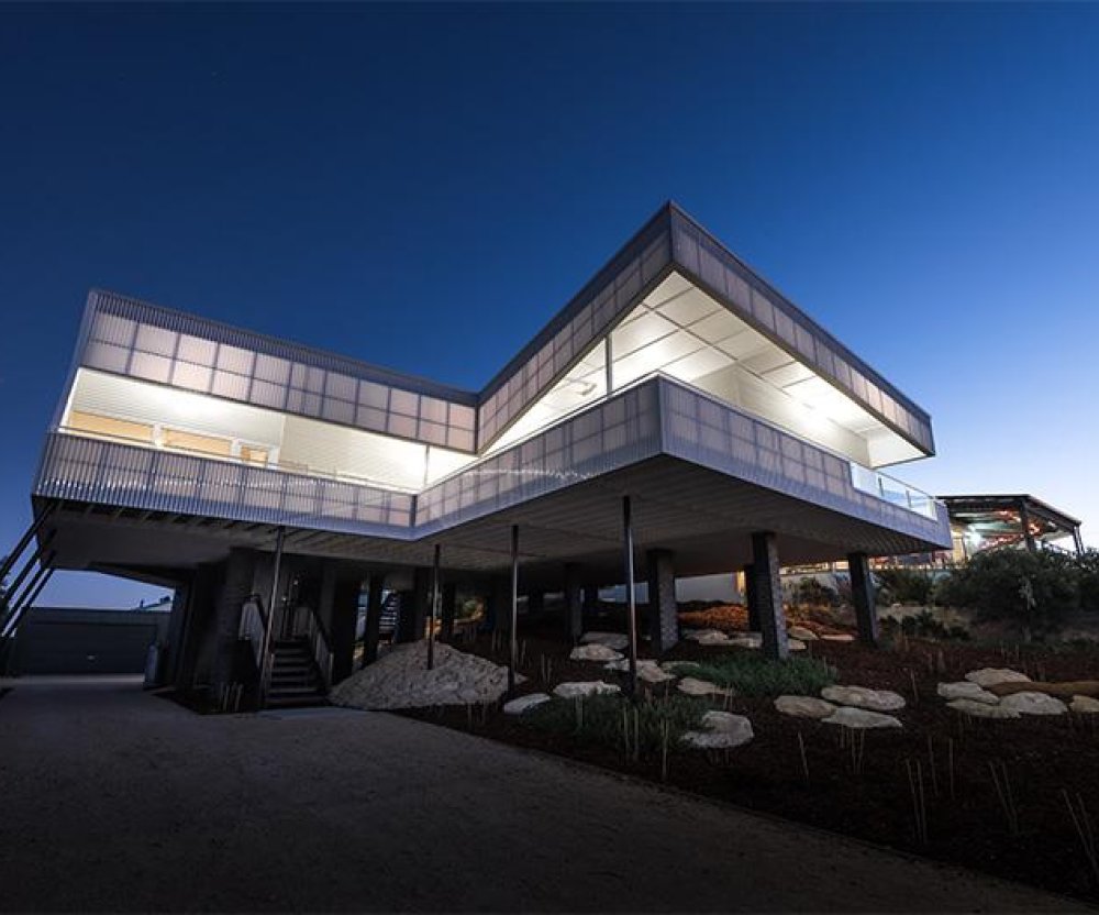 Beach house successfully marries heritage values with eco-friendly design